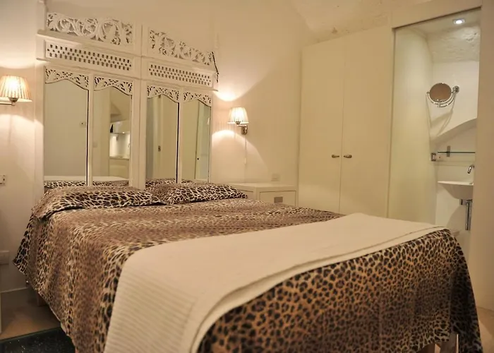 Le Acque Del Passato * Monopoli